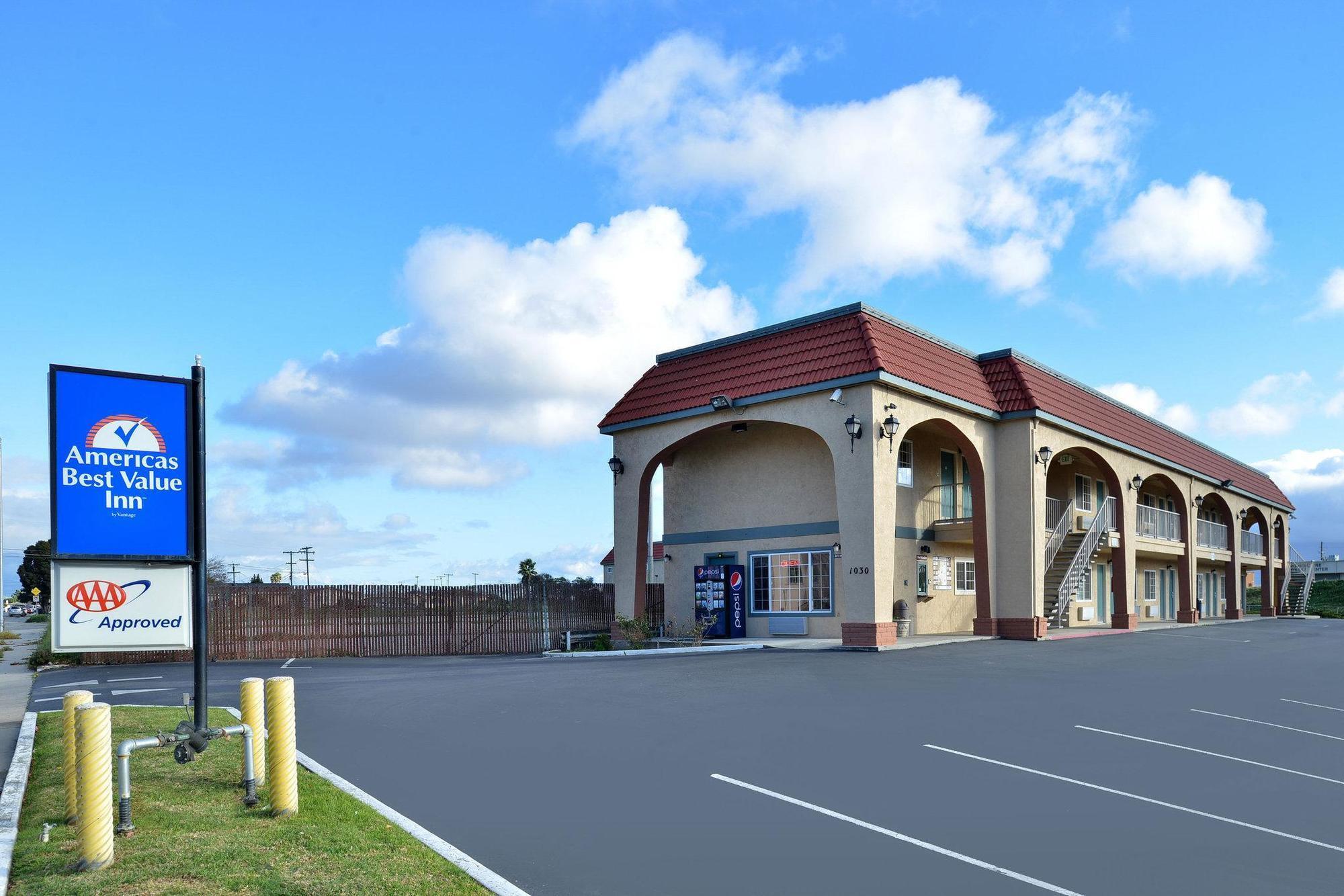 Salinas Inn Luaran gambar