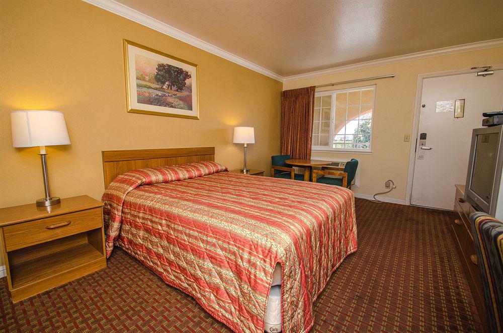 Salinas Inn Luaran gambar